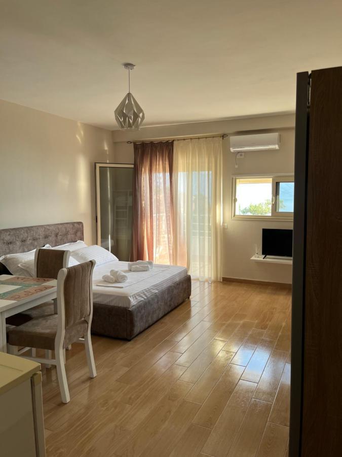 Lotus Apartments Vlore Exterior photo